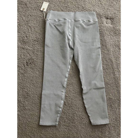 GOOD AMERICAN CORE POWER SEAMLESS TEXTURED RIB LEGGINGS - Picture 10 of 15